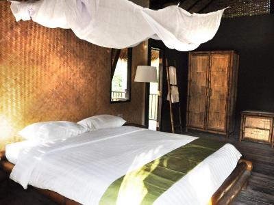 bedroom 5 - hotel wareerak hot spring and wellness - krabi, thailand