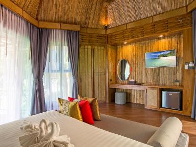 bedroom 2 - hotel aonang fiore - krabi, thailand