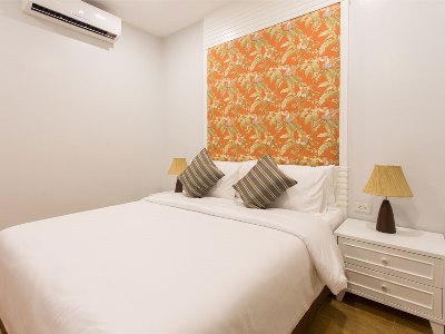 bedroom - hotel alisea pool villas - krabi, thailand