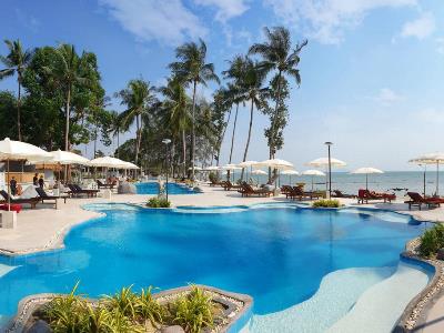 outdoor pool - hotel villa cha-cha krabi beachfront resort - krabi, thailand
