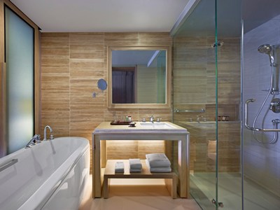 bathroom - hotel dusit thani krabi beach - krabi, thailand
