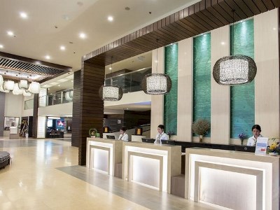 lobby - hotel deevana plaza phuket patong - phuket island, thailand