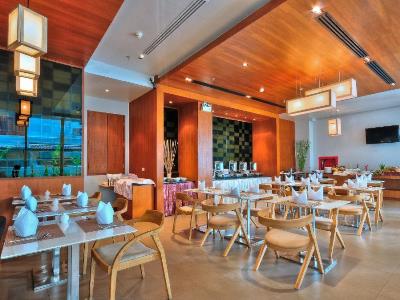 restaurant 2 - hotel ashlee heights patong hotel and suites - phuket island, thailand