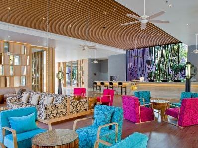 lobby 1 - hotel holiday inn express patong beach central - phuket island, thailand