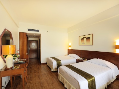 bedroom - hotel royal paradise hotel and spa - phuket island, thailand