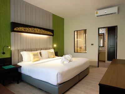 bedroom - hotel deevana patong resort - phuket island, thailand