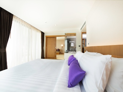 bedroom 5 - hotel the lunar patong - phuket island, thailand