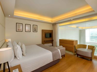 bedroom 8 - hotel splash beach resort - phuket island, thailand