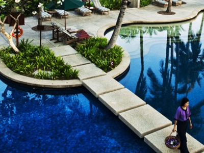 outdoor pool - hotel banyan tree - phuket island, thailand