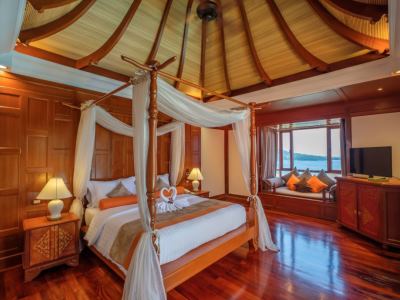 bedroom 1 - hotel diamond cliff resort and spa - phuket island, thailand