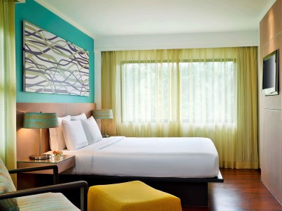 bedroom - hotel radisson resort and suites phuket - phuket island, thailand