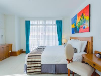 bedroom - hotel waterfront suites phuket by centara - phuket island, thailand