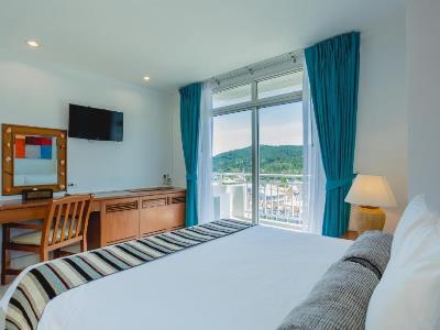 bedroom 1 - hotel waterfront suites phuket by centara - phuket island, thailand