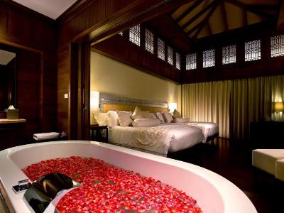 bedroom 9 - hotel centara grand beach resort phuket - phuket island, thailand