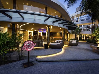 bar - hotel destination resorts phuket karon beach - phuket island, thailand