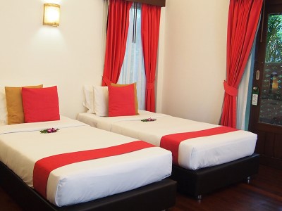 bedroom 2 - hotel baan haad ngam boutique resort - koh samui island, thailand