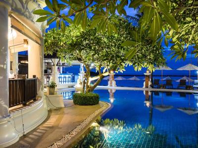 bar - hotel dara samui beach resort - koh samui island, thailand