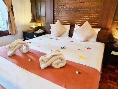 bedroom - hotel al's resort - koh samui island, thailand