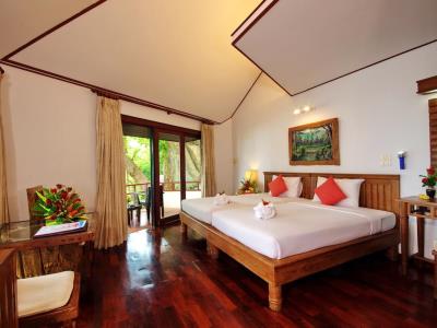 bedroom 4 - hotel baan hin sai resort and spa - koh samui island, thailand