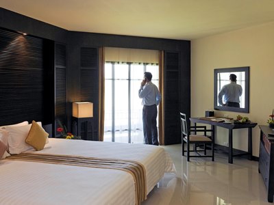 bedroom - hotel novotel chumphon beach resort and golf - chumphon, thailand