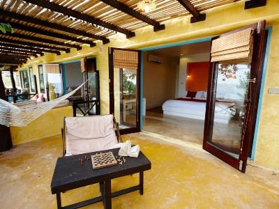 bedroom 4 - hotel vacation village phra nang lanta - koh lanta, thailand