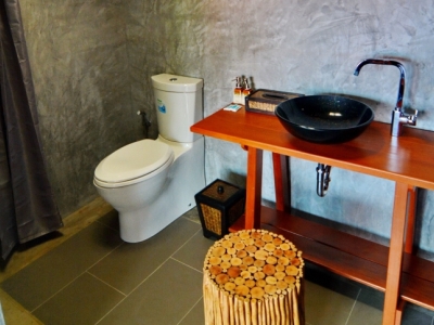 bathroom - hotel alama sea village resort - koh lanta, thailand
