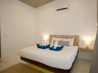 deluxe room 1 - hotel lime n soda beachfront resort - koh pha ngan, thailand