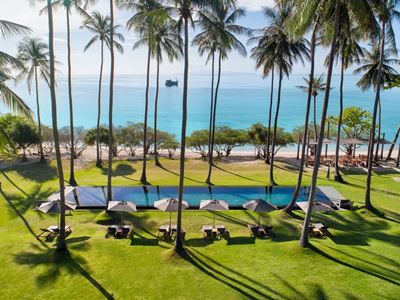 outdoor pool - hotel haad tien beach resort - koh tao, thailand