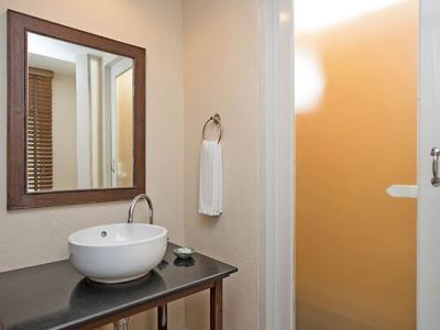bathroom - hotel sai kaew beach resort - koh samed, thailand