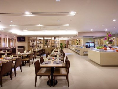 restaurant - hotel grande centre point ratchadamri - bangkok, thailand