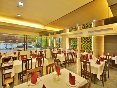 restaurant - hotel convenient park - bangkok, thailand