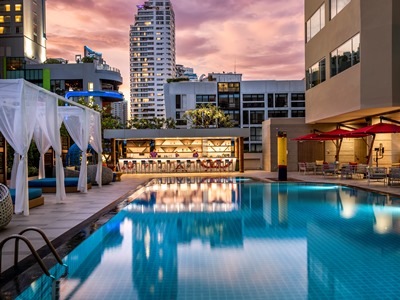 outdoor pool - hotel mercure sukhumvit 11 - bangkok, thailand
