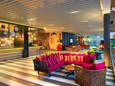 lobby 2 - hotel doubletree by hilton sukhumvit - bangkok, thailand