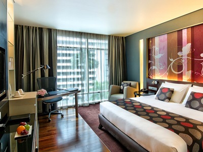 bedroom 1 - hotel park plaza bangkok soi 18 - bangkok, thailand