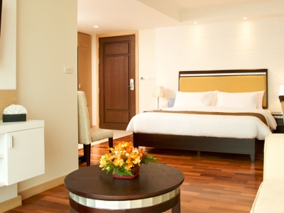 bedroom - hotel adelphi grande - bangkok, thailand