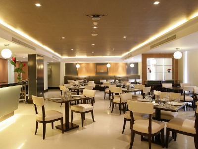 breakfast room 2 - hotel adelphi grande - bangkok, thailand