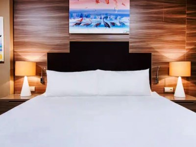 bedroom 1 - hotel doubletree by hilton ankara incek - ankara, turkey
