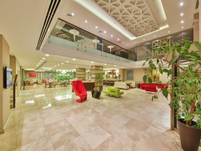 lobby - hotel ramada by wyndham istanbul taksim - istanbul, turkey