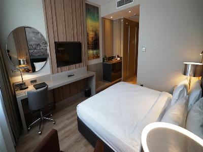 bedroom 4 - hotel tryp by wyndham istanbul basin ekspres - istanbul, turkey