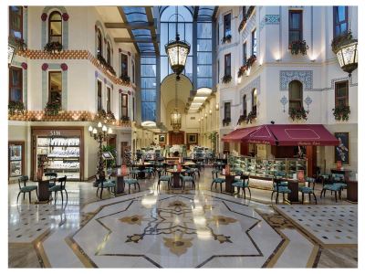 café - hotel crowne plaza istanbul - old city - istanbul, turkey
