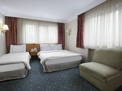 bedroom 3 - hotel erboy - istanbul, turkey