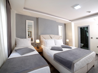 bedroom 1 - hotel almina inn - istanbul, turkey