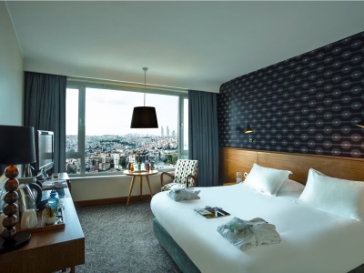 bedroom - hotel marmara pera - istanbul, turkey