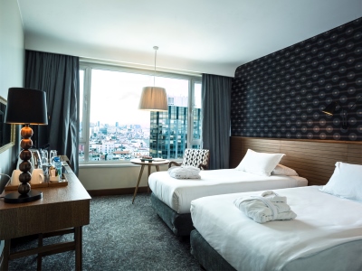 bedroom 1 - hotel marmara pera - istanbul, turkey