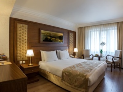 bedroom - hotel yigitalp - istanbul, turkey