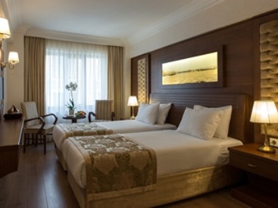 bedroom 1 - hotel yigitalp - istanbul, turkey