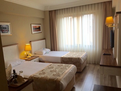 bedroom 2 - hotel yigitalp - istanbul, turkey