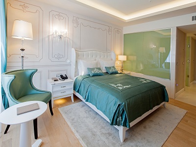 standard bedroom - hotel cvk park bosphorus - istanbul, turkey