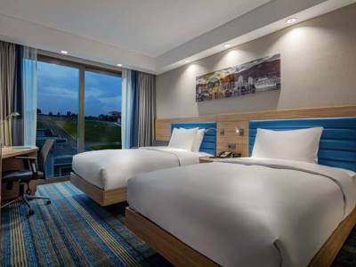 bedroom 2 - hotel hampton by hilton izmir aliaga - izmir, turkey