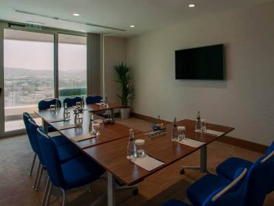 conference room - hotel four points by sheraton izmir - izmir, turkey
